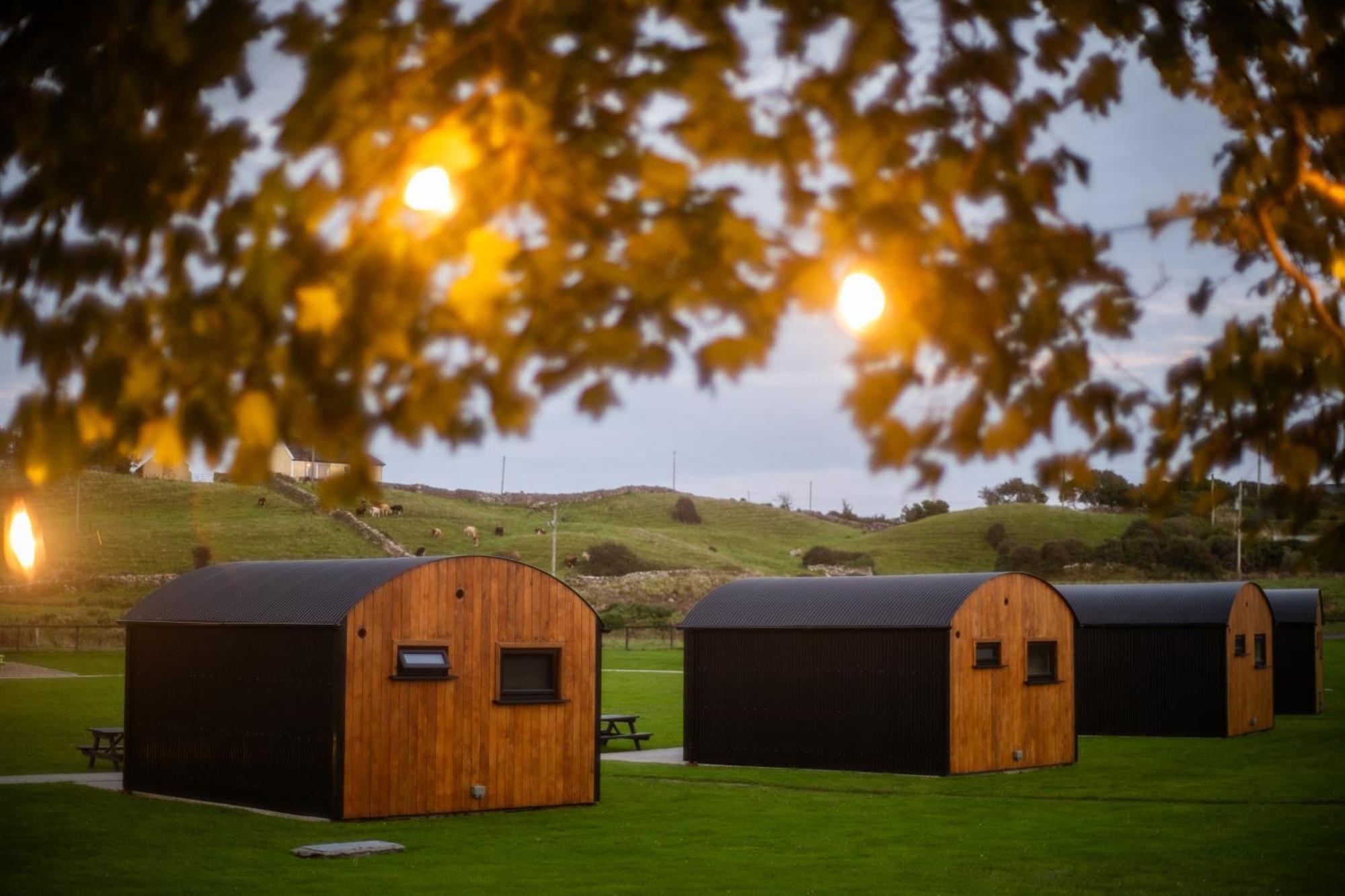 شقة Castledarcy Glamping اهينتش المظهر الخارجي الصورة